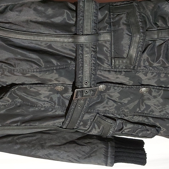 16. DANIER WOMANS WINTER JACKET! - Picture 2 of 11